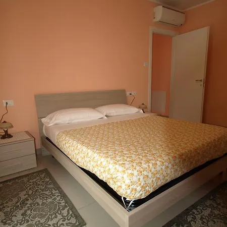 Διαμέρισμα Dei Fiori *